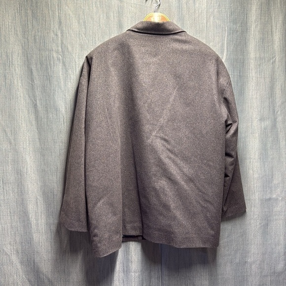 Gray blazer size 2-3X - Picture 6 of 7
